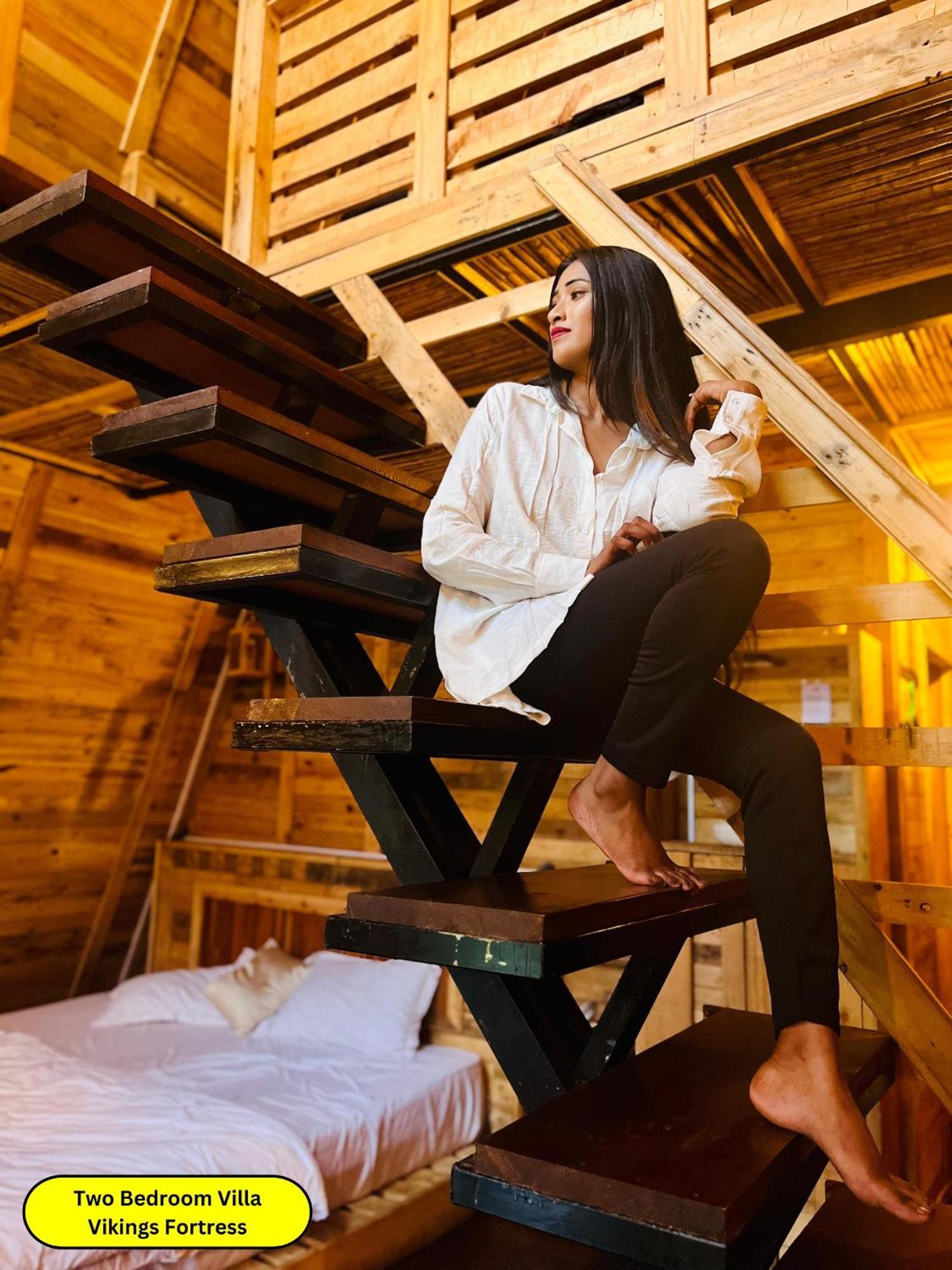 Hunters Wood Cabins نوفارا إيلِيا المظهر الخارجي الصورة