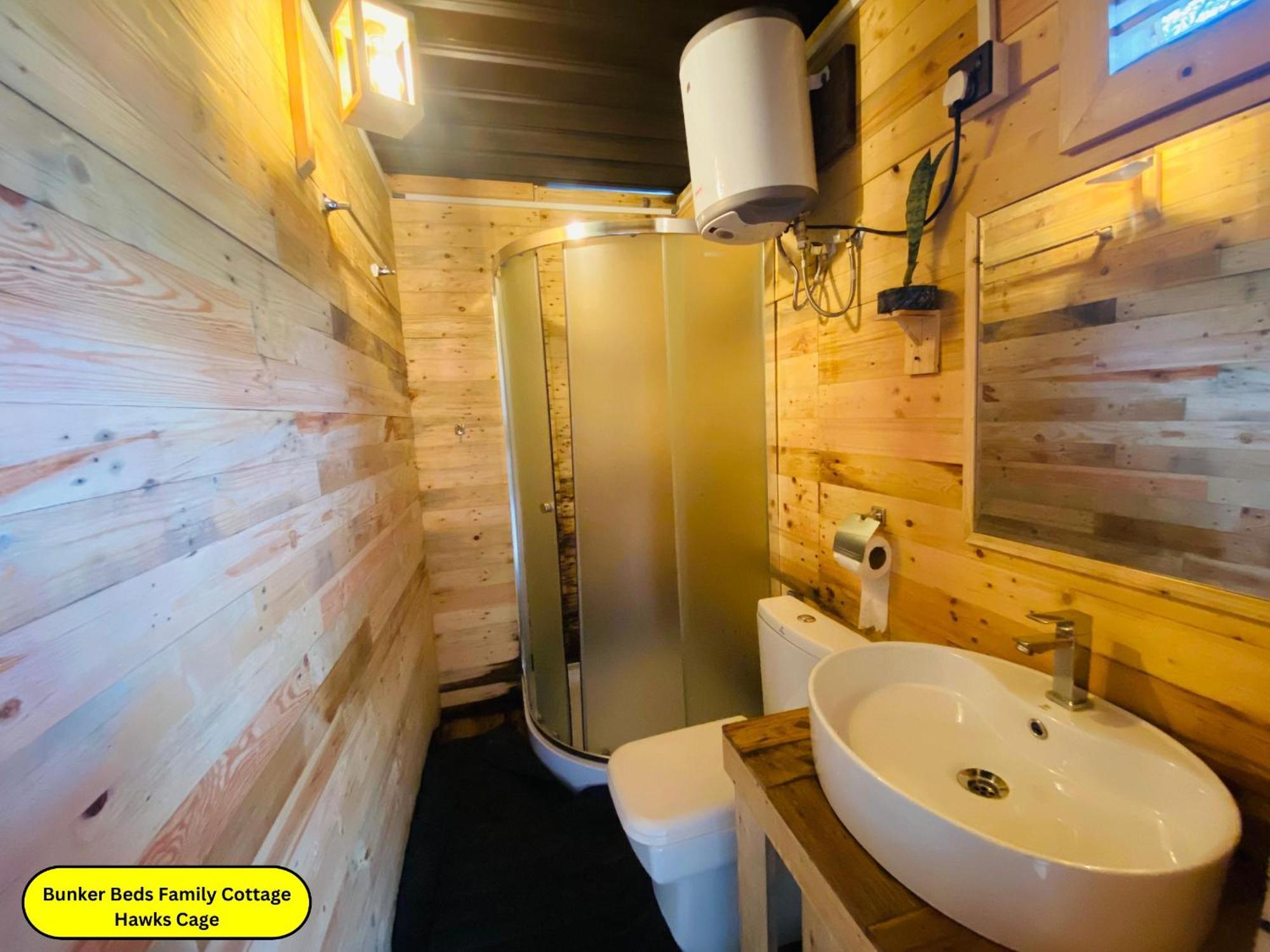 Hunters Wood Cabins نوفارا إيلِيا المظهر الخارجي الصورة
